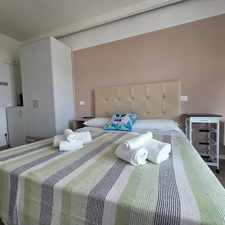 Torre Azzurra - Rooftop Sea View Bed & Breakfast