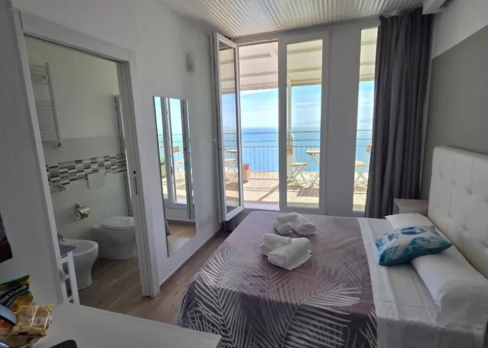 Torre Azzurra - Rooftop Sea View 3*