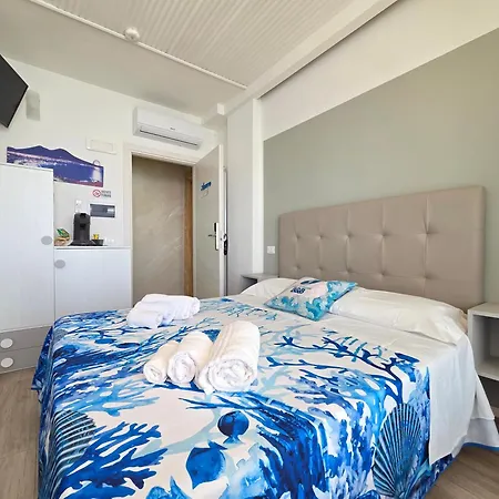Torre Azzurra - Rooftop Sea View * フォッローニカ